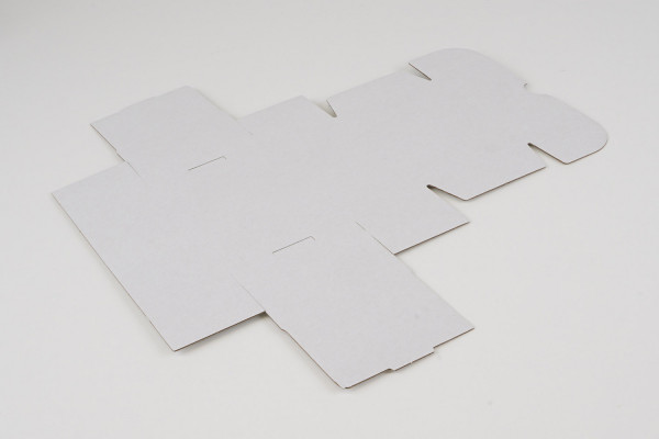 Wellpappe Stanzverpackung mit Klappdeckel, 134x100x65 mm, 1-wellig, 1.39e weiß/weiß